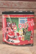 ct-220601-01 MARS / M&M's 1998 Christmas Village Series Number 07 Canister Can