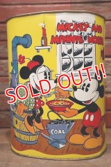 ct-221101-06 Mickey Mouse & Minnie Mouse / CHEINCO 1970's Tin Trash Box