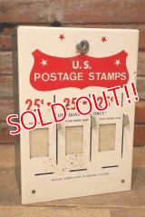 dp-221201-22 U.S. POSTAGE STAMPS / 1960's Vending Machine