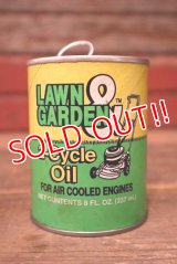 dp-220401-221 LAWN & GARDEN / 2-Cycle Oil Can