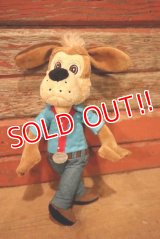 ct-230201-61 Chuck E. Cheese / Jasper T. Jowls Hounddog 2000's Plush Doll