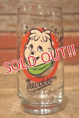 ct-230414-03 The Chipmunks / Theodore 1980's Glass