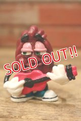 ct-201114-125 The California Raisins / 1988 PVC "Red Guitar Player"