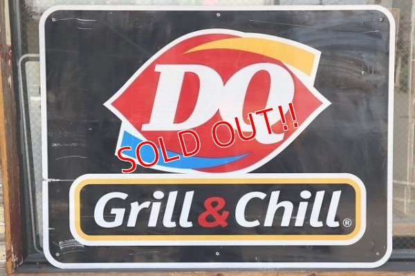 画像1: dp-230503-39 DQ (Dairy Queen) Grill & Chill / Large Road Sign