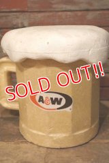 nt-230907-15 A&W / 1970's-1980's Styrofoam Beer Mug Cooler Box