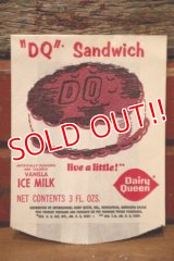 dp-231001-26 Dairy Queen / 1960's "DQ" Sandwich Paper Bag