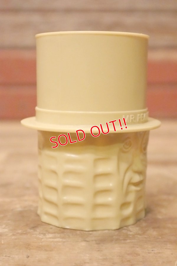 画像2: ct-231211-06 PLANTERS / MR.PEANUT 1950's Plastic Mug (Light Brown)