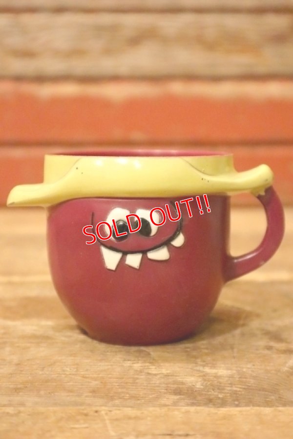 画像1: ct-231206-26 Pillsbury / 1960's Funny Face Plastic Mug "Goofy Grape"