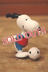 ct-231101-45 Snoopy / Schleich PVC Figure "Soccer"