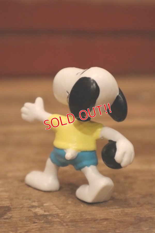 画像3: ct-240214-195 Snoopy / Schleich PVC Figure "Bowling"