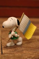 ct-240214-195 Snoopy / Comics Spain 1990's PVC Figure "Flag"