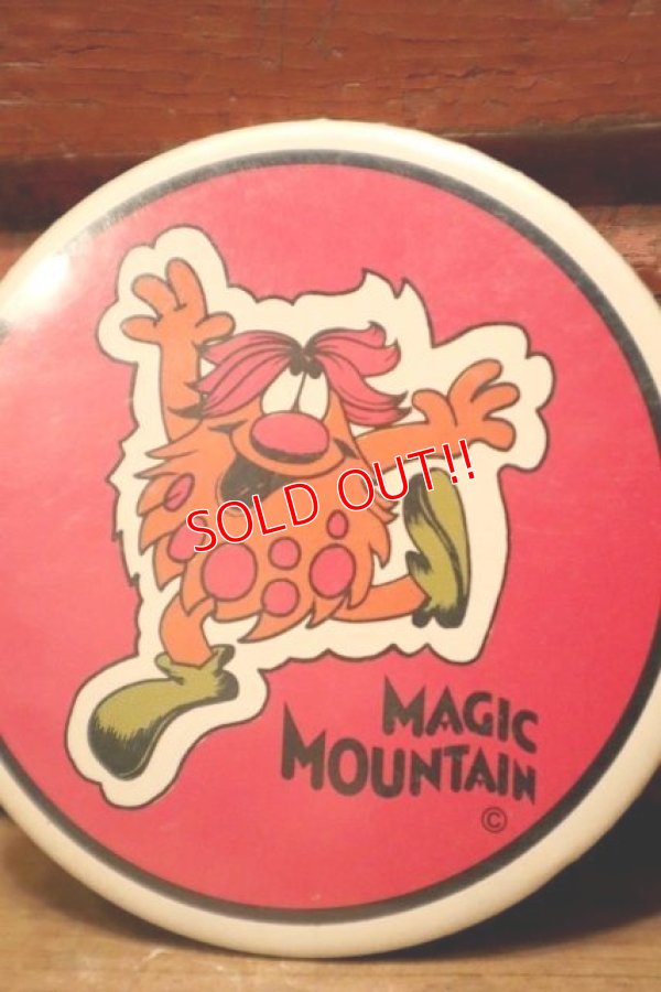 画像2: nt-240429-01 MAGIC MOUNTAIN / 1979 BLOOP TROLL Pinback