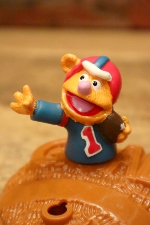 画像2: nt-240504-01 Fozzie / Dairy Queen 1995 Finger Puppet & Cap