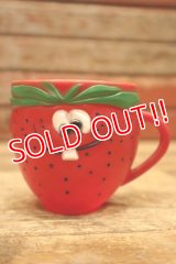 ct-230503-14 Pillsbury / 1970's Funny Face Plastic Mug "Freckle Face Strawberry