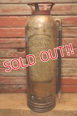 dp-240508-81 QUICK AID / 1960's Metal Fire Extinguisher