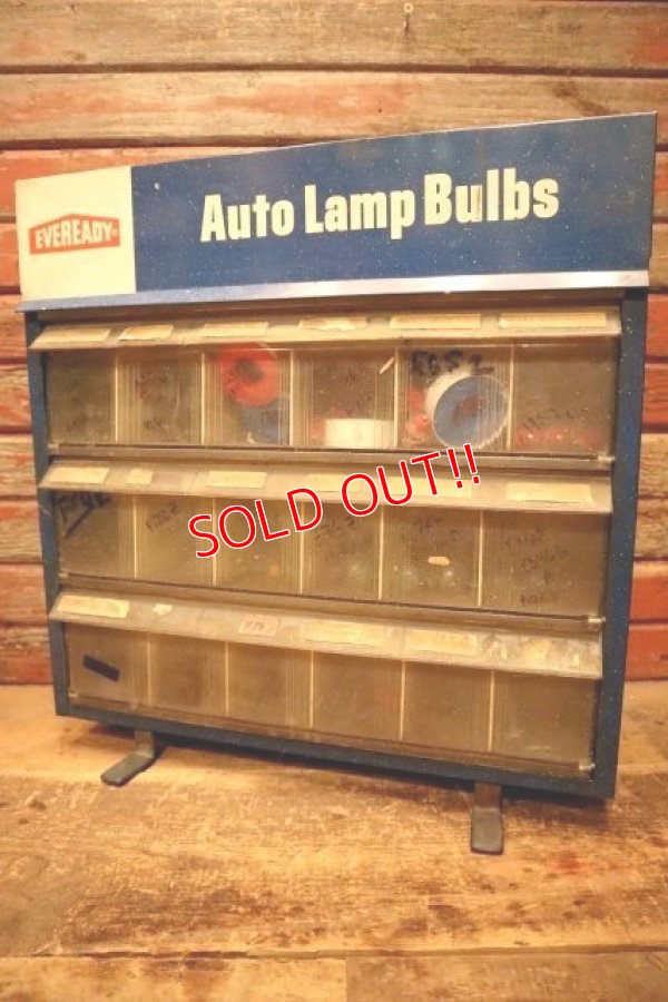 画像1: dp-240101-21 【SALE】EVEREADY Auto Lamp Bulbs Metal Cabinet