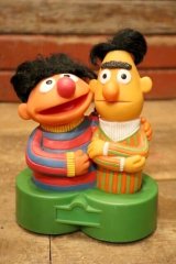 ct-240214-09 SESAME STREET / Ernie & Bert 1976 AM Radio