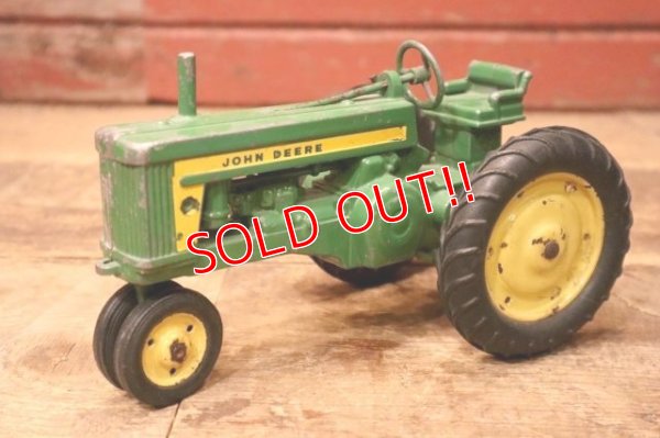 画像1: dp-240623-01 ERTL / 1960's JOHN DEER Die-Cast Metal Tractor 1/16 Scale