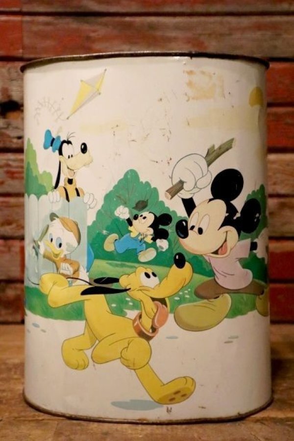 画像1: ct-240605-24 Walt Disney Character's 1970's Tin Trash Can