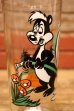 画像2: gs-240611-25 【難あり】Pepe Le Pew & Daffy Duck / PEPSI 1976 Collector Series Glass (2)