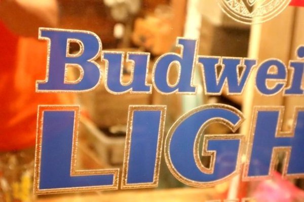 画像2: dp-240321-06 Budweiser LIGHT 1970's Pub Mirror