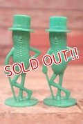 ct-240814-23 PLANTERS / MR.PEANUT 1950's Salt & Pepper Shaker (Green)