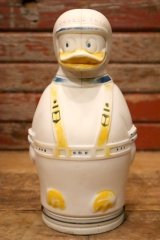 ct-240605-08 Donald Duck / Nabisco 1960's Cereal Box Bank