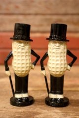 ct-240814-22 PLANTERS / MR.PEANUT 1960's Salt & Pepper Shaker