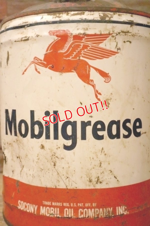 画像2: dp-240911-38 Mobilgrease / 1940's-1950's 5 U.S. GALLONS CAN