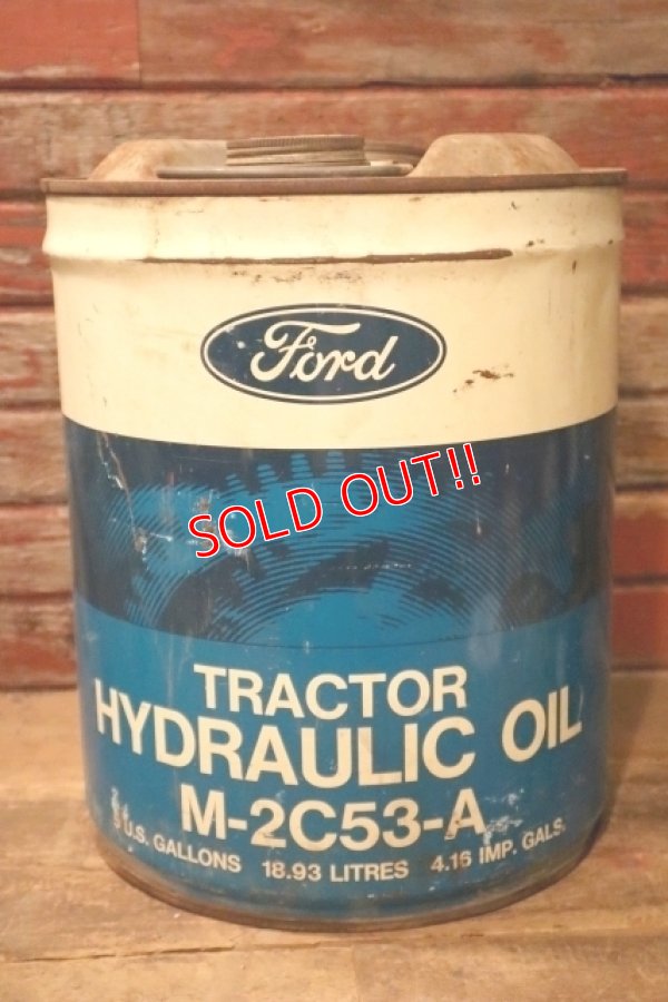 画像1: dp-240911-29 Ford TRACTOR HYDRAULICOIL / 1970's 5 U.S.GALLONS CAN