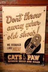 dp-240911-54 CAT'S PAW RUBBER HEELS AND SOLES / 1940's Advertising Metal Sign