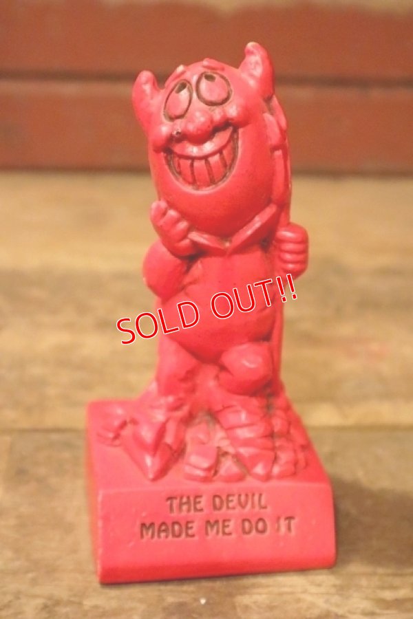 画像1: ct-241008-98 PAURA 1971 Red Devil Message Doll "THE DEVIL MADE ME DO IT"