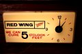 dp-240911-20 RED WING SHOE / Vintage Lighted Clock