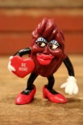 ct-241008-83 The California Raisins / 1988 PVC Figure "Valentine Woman"