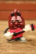 ct-241008-83 The California Raisins / 1988 PVC Figure "Red Guitar Player"