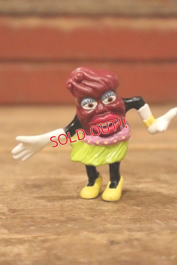 画像1: ct-241008-83 The California Raisins / 1989 PVC Figure "Girl With Grass Skirt"