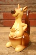 ct-241008-95 CONTINENTAL BANK / 1970's-1980's Lefton Kangaroo Novelty Coin Bank