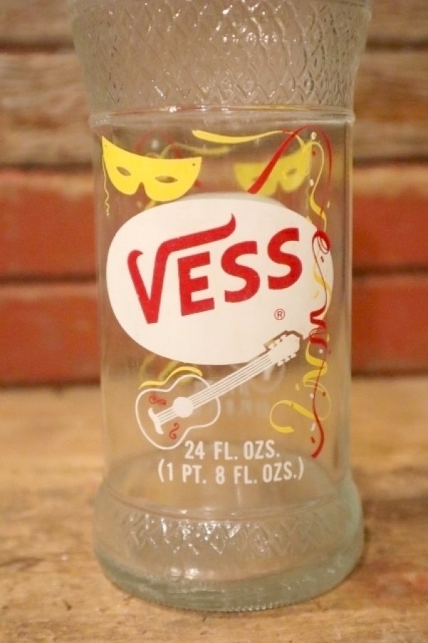 画像2: dk-068 VESS BEVERAGES / 1960's 24 FL.OZ. Bottle