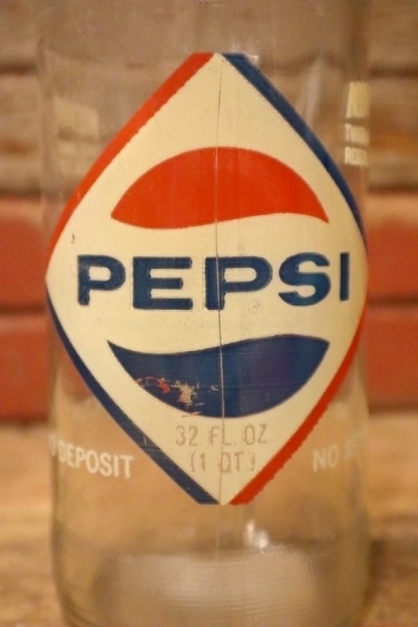 画像2: dk-070 PEPSI COLA / 1960's 32 FL.OZ. Bottle