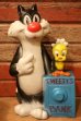 画像1: ct-241008-52 Sylvester & Tweety / 1972 Plastic Coin Bank (1)