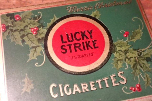 画像2: dp-241106-14 LUCKY STRIKE / 1930's Tin Case "Merry Christmas"