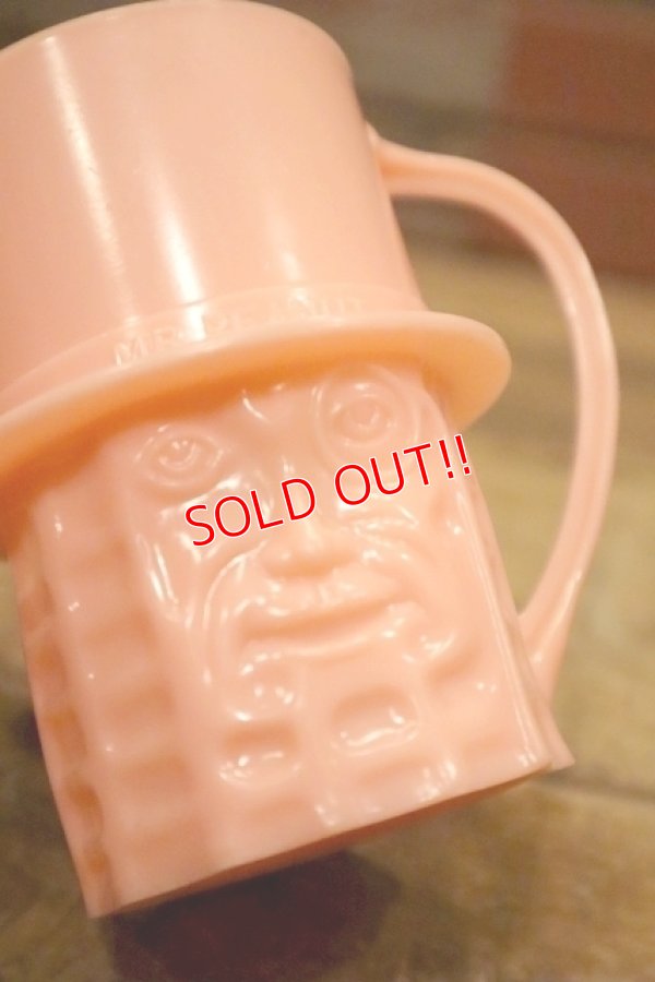 画像2: ct-240301-15 PLANTERS / MR.PEANUT 1950's Plastic Mug (Pink)