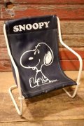 ct-241106-06 Snoopy / 1970's Vinyl Doll Chair