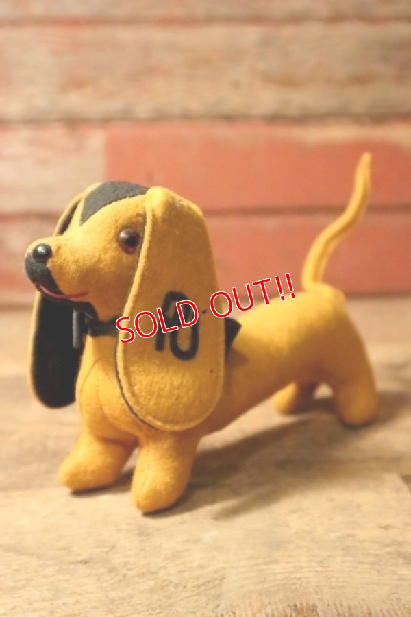 画像1: ct-250107-11 Collegiate 1950's College Mascot Doll "PU" Dachshund