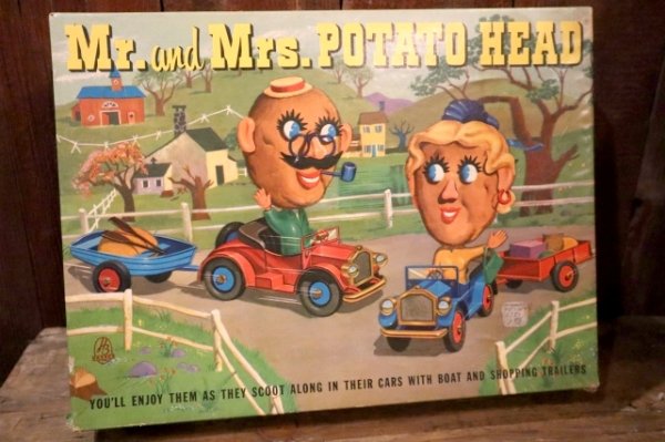 画像1: ct-241008-101 Mr. AND Mrs. Potato Head / Hasbro 1950's Deluxe CAR AND TRAILER SET