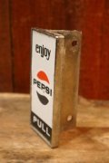 dp-250205-111 PEPSI 1960's-1970's Door Handle