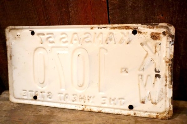 画像5: dp-250205-21 License Plate 1957 KANSAS "KW-1070"