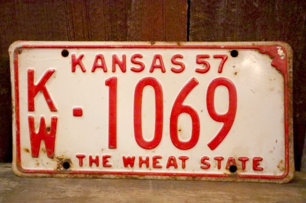 画像1: dp-250205-21 License Plate 1957 KANSAS "KW-1069"