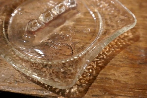 画像3: dp-241106-63 Holiday Inn / Vintage Glass Ashtray