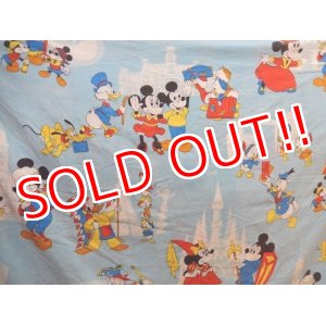 画像: ct-130716-39 Disney Characters / 70's Flat Sheet  (Twin)